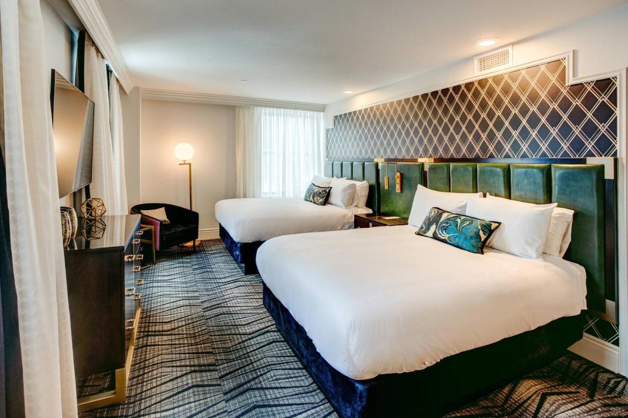 Guest room, 2 Queen, Balcony