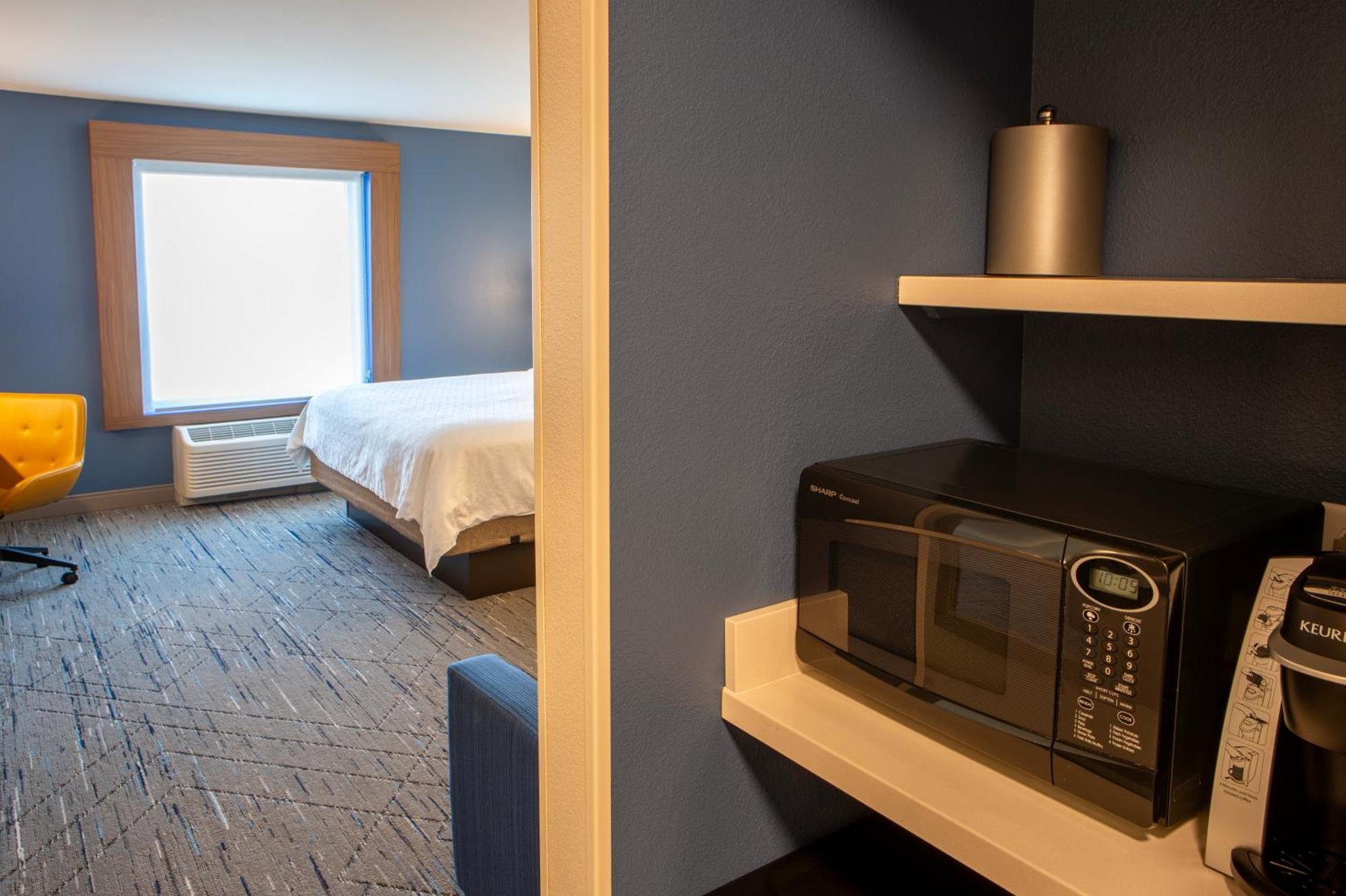 Standard Room,1281308443:JPEG