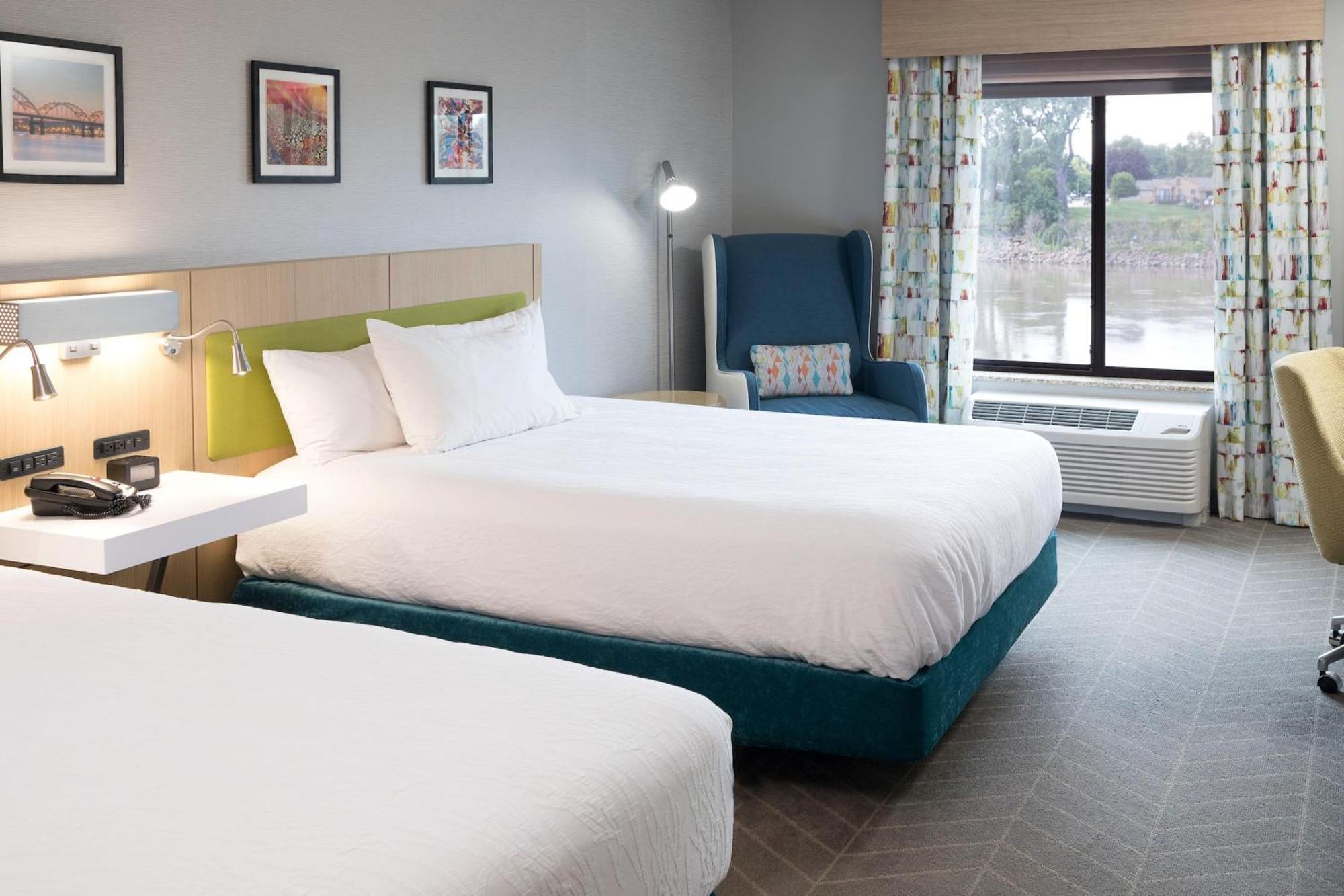 Queen Room with Two Queen Beds - River View