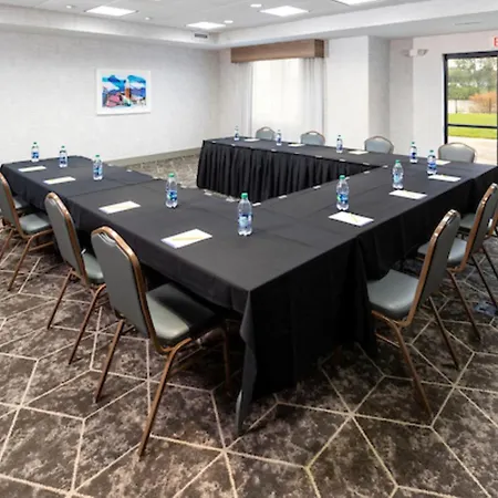Hilton Garden Inn Sioux City Riverfront-3
